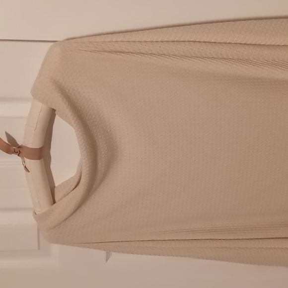 Off White (Stone) Soft & Sexy Off The Shoulder Waffle Knit Plus size 2Xl NWT - Picture 6 of 10